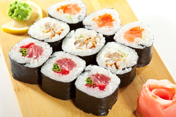 Japonská kuchyně - sushi — Stock fotografie