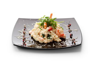 Deniz ürünleri risotto