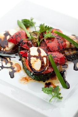 Buharda pişmiş sebzeler