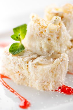 tatlı meyve suşi roll