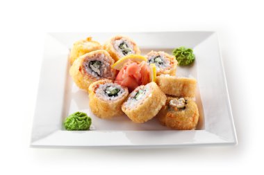 Kızarmış somon roll