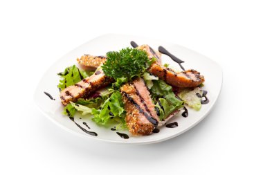 Deniz ürünleri salatası