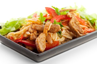 domuz eti ile erişte