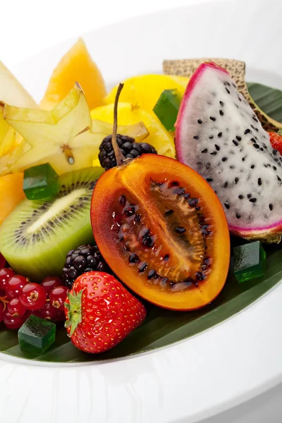 Owoce egzotyczne danie — Zdjęcie stockowe