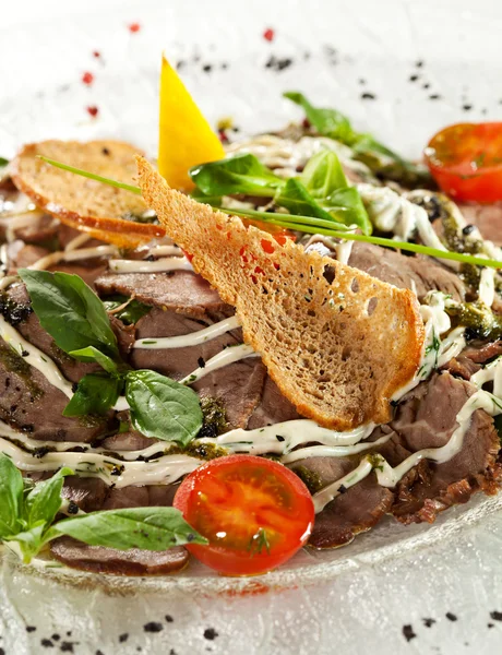 Rundvlees tong salade — Stockfoto