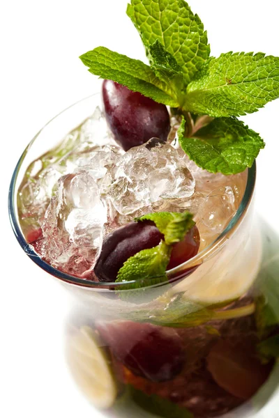 Cocktail - druif mojito — Stockfoto