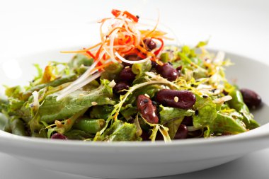 fasulye salatası