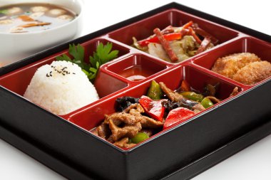 Bento Öğle Yemeği
