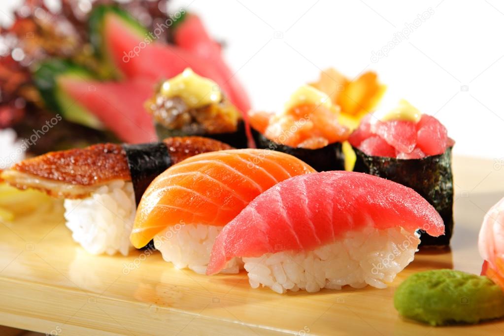Japanese Cuisine - Sushi Set