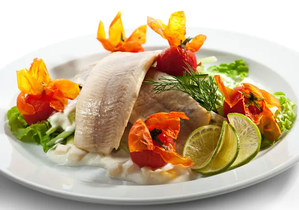 Platos de pescado caliente - Filete de trucha — Foto de Stock