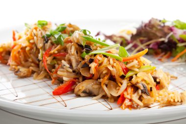 vegan kızarmış pilav