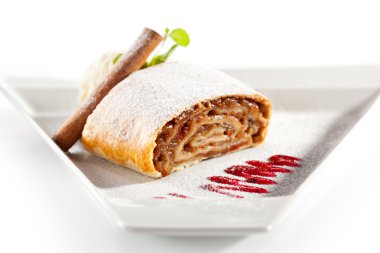 elmalı turta