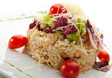 Deniz ürünleri risotto