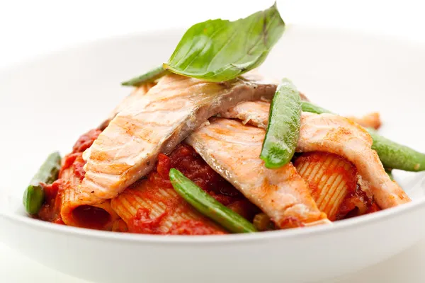 Tagliatelle con pesce — Foto Stock