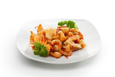 Kızarmış deniz ürünleri