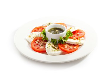 Caprese salatası