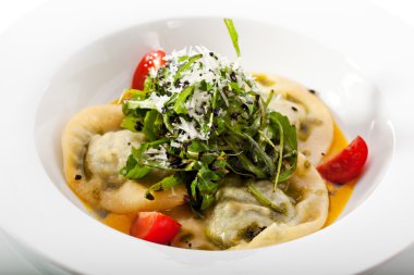 Peynirli Ravioli