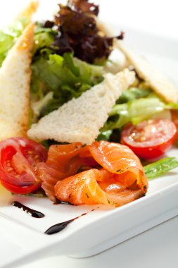 Sezar salatası