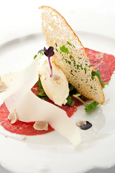 Carpaccio de carne de bovino — Fotografia de Stock