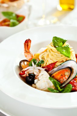 Deniz mahsulleri spagetti