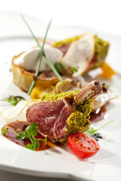 Lamb chops en groenten — Stockfoto