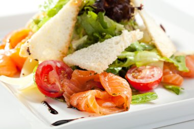 Sezar salatası