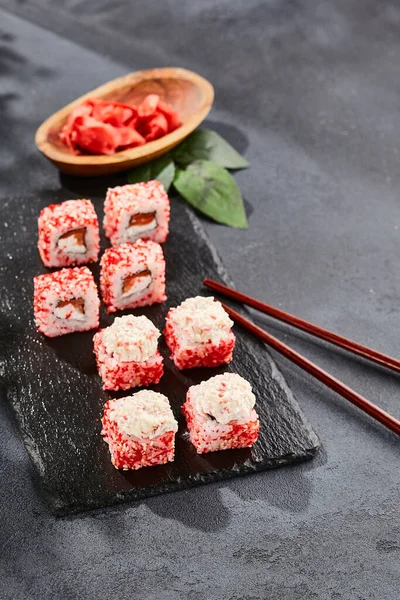 Maki Sushi Dark Slate Maki Roll Crab Topped Sushi Roll — Stock Photo, Image