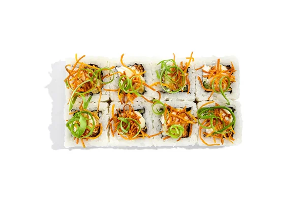 Cocina Japonesa Rollo Sushi Con Queso Interior Zanahoria Frita Cebolla — Foto de Stock