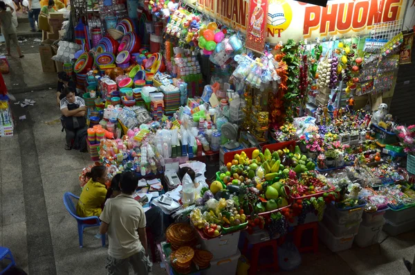 Grocery stall in Vietnam market — Stock Photo, Image