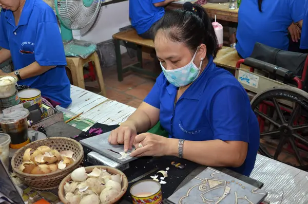 Fábrica de artesanía en Vietnam —  Fotos de Stock