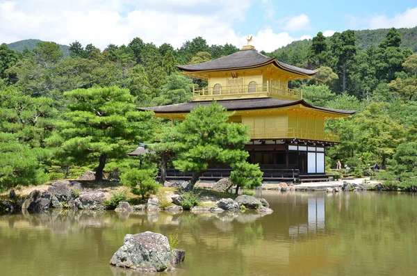 在京都的金阁寺 — 图库照片