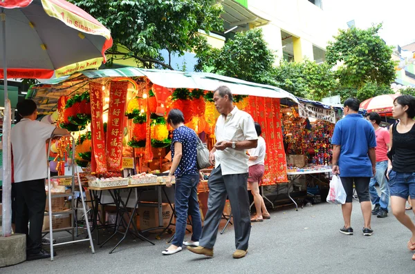 Street of Chinatown district in Singapore. — Stock Photo, Image