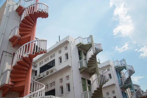 Singapur Oktober 2021 Nahaufnahme Bunter Pastellfarbener Wendeltreppen Singapur Ist Eine — Stockfoto