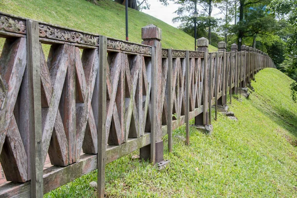 Front View Unique Vintage Wooden Fence Vines Creepers Geometric Design — Stock Photo, Image