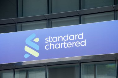 Singapur, 26 Mar 2020, Marina Körfezi Finans Merkezi, Singapur. Standard Chartered PLC, Londra merkezli bir İngiliz bankacılık ve finans hizmetleri şirketidir..