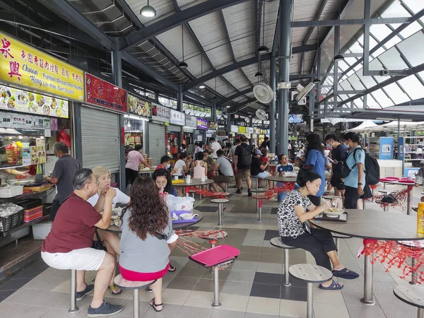 Singapur Kwi 2022 Poeple Cieszyć Się Jedzeniem Serangoon Garden Market — Zdjęcie stockowe