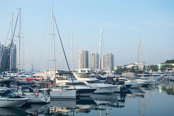 Singapore Apr 2022 Modern Yachts Park Sentosa Cove Luxury Mansions — Stock Photo, Image