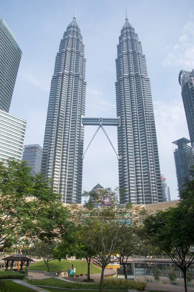 Kuala Lumpur Malasia Abr 2022 Las Emblemáticas Torres Gemelas Petronas —  Fotos de Stock