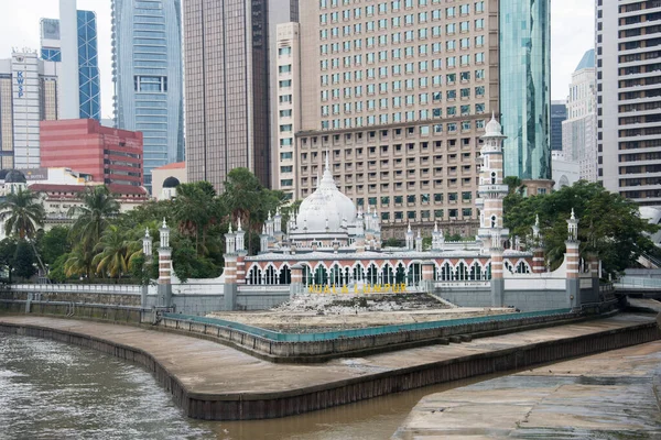 Kuala Lumpur Malajsie Června 2022 Moderní Městská Krajina Mešitou Masjid — Stock fotografie