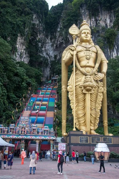 Kuala Lumpur Malezja Czerwiec 2022 Wielki Złoty Posąg Lord Murugan — Zdjęcie stockowe