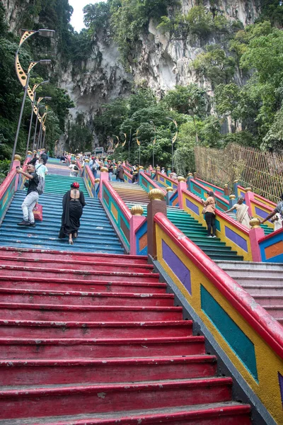 Kuala Lumpur Malaysia Jun 2022 Unidentified People Walk Staircase Leading — Stock Photo, Image