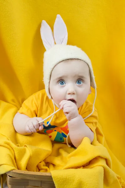 Yellow kid — Stock Photo, Image