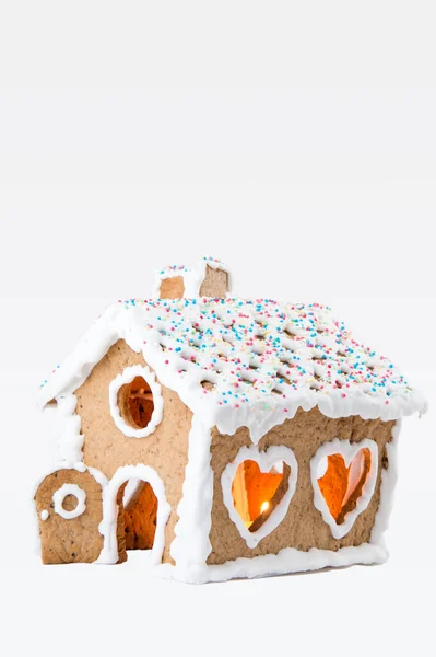 Lebkuchenhaus Mit Schneebedecktem Dach Aus Zuckerglasur — Stockfoto