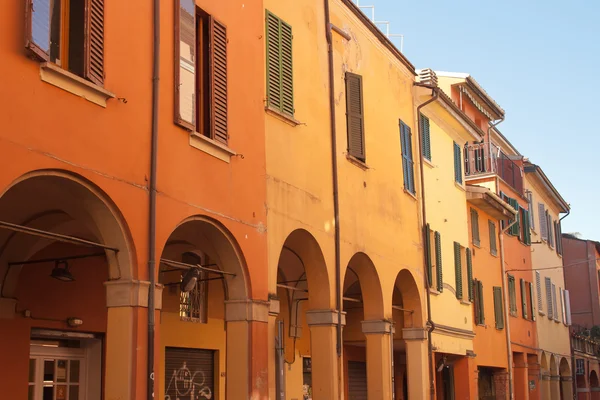 Italienische Häuser in Bologna — Stockfoto