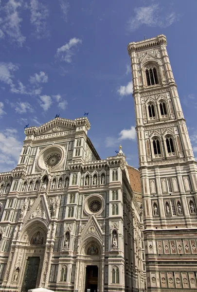 Katedral ve battistero görünümü — Stok fotoğraf