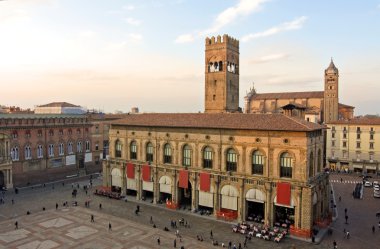 Görünüm piazza Maggiore - bologna