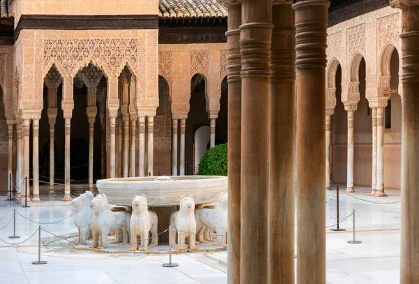 Architecture Mauresque Cour Des Lions Alhambra Grenade Andalousie Andalousie Espagne — Photo