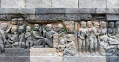 Borobudur Tapınağı 'nda Budist yardım derlemesi - Java, Endonezya