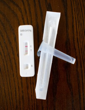 Pozitif COVID-19 Hızlı Test / Evde