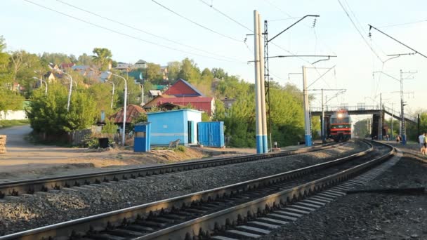 Ferrocarriles rusos. Locomotoras, vagones . — Vídeo de stock